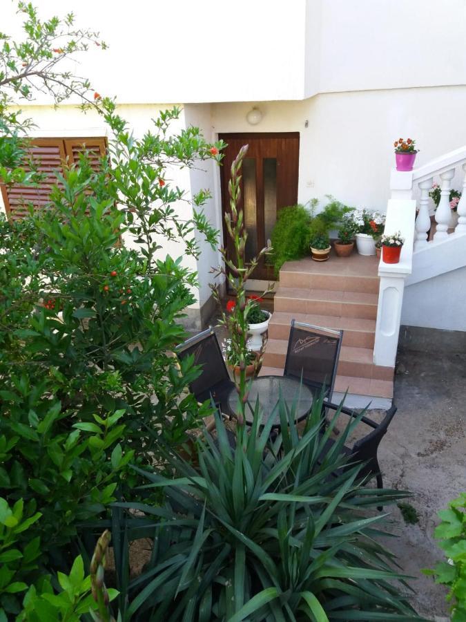 Apartman Sunce Raslina Buitenkant foto