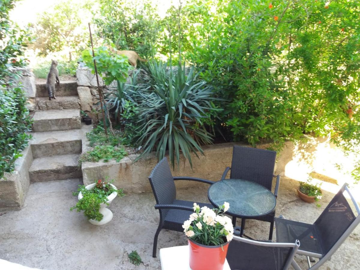 Apartman Sunce Raslina Buitenkant foto