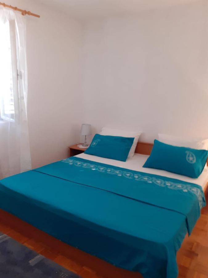Apartman Sunce Raslina Buitenkant foto