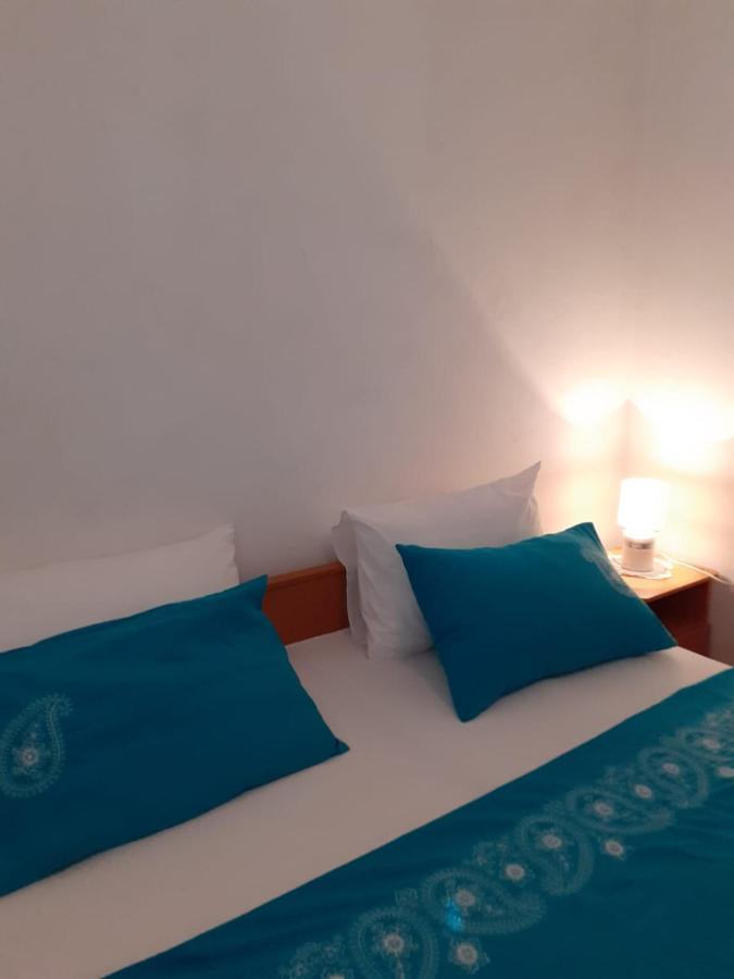 Apartman Sunce Raslina Buitenkant foto