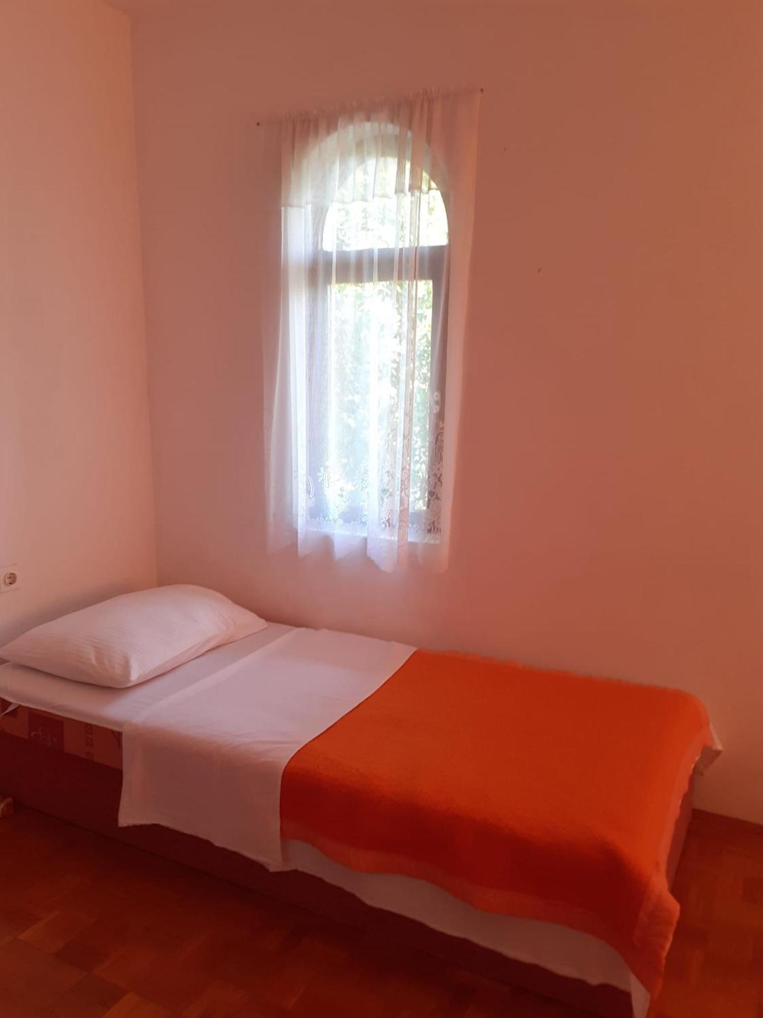 Apartman Sunce Raslina Buitenkant foto